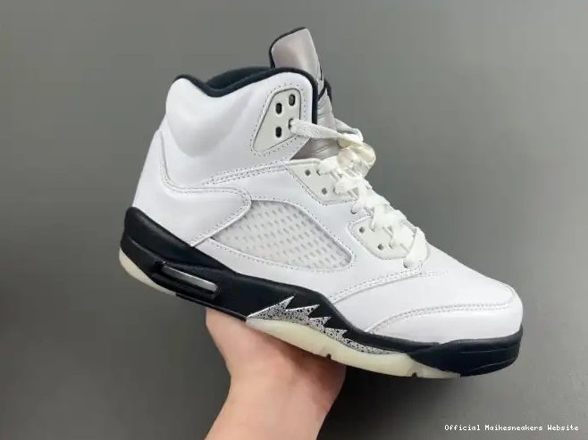 Official Maikesneakers AIR RETRO DD0587-110 BLACK' 'WHITE JORDAN 5 0607